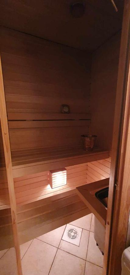 Cozy Apartment On The Town Hall Square ทาลลินน์ ภายนอก รูปภาพ