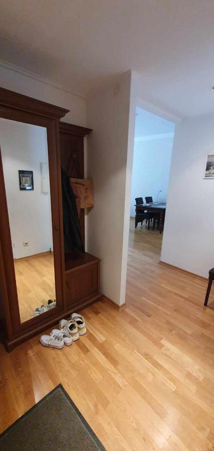 Cozy Apartment On The Town Hall Square ทาลลินน์ ภายนอก รูปภาพ